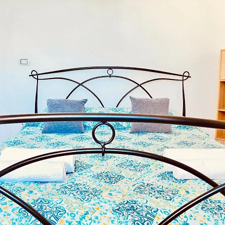 Newly Renovated In The Heart Of Sorso